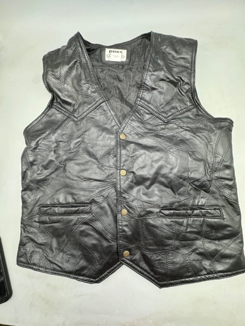 Duke Haband Men Black Leather Vest M Button Closure & Pocket Detailing READ